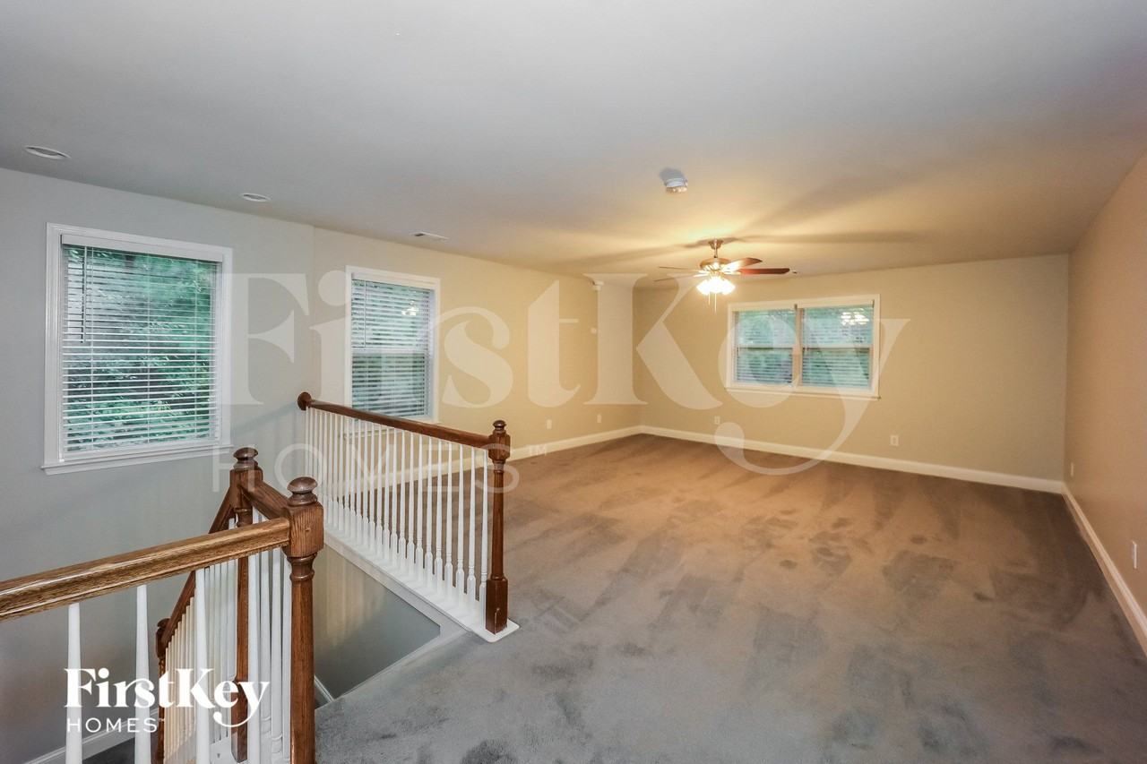 100 Algerine Ct - Photo 7 of 15