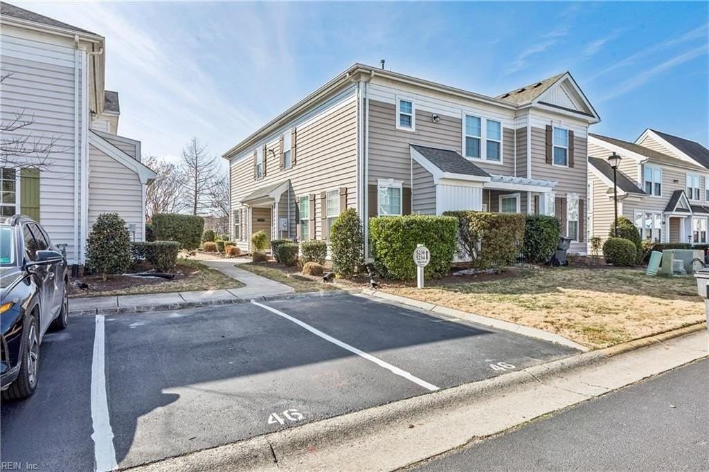 5236 Moreland St - Photo 2 of 35