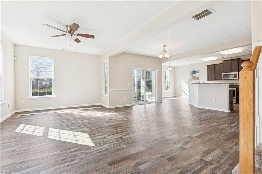 5236 Moreland St - Photo 5 of 35