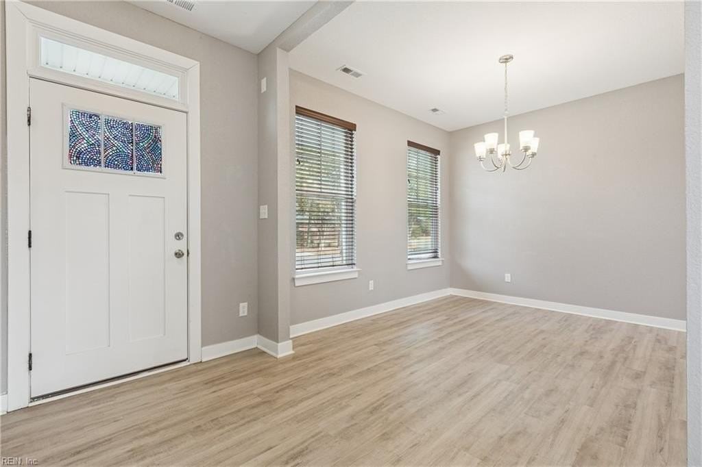 2521 Dominion Ave - Photo 3 of 39