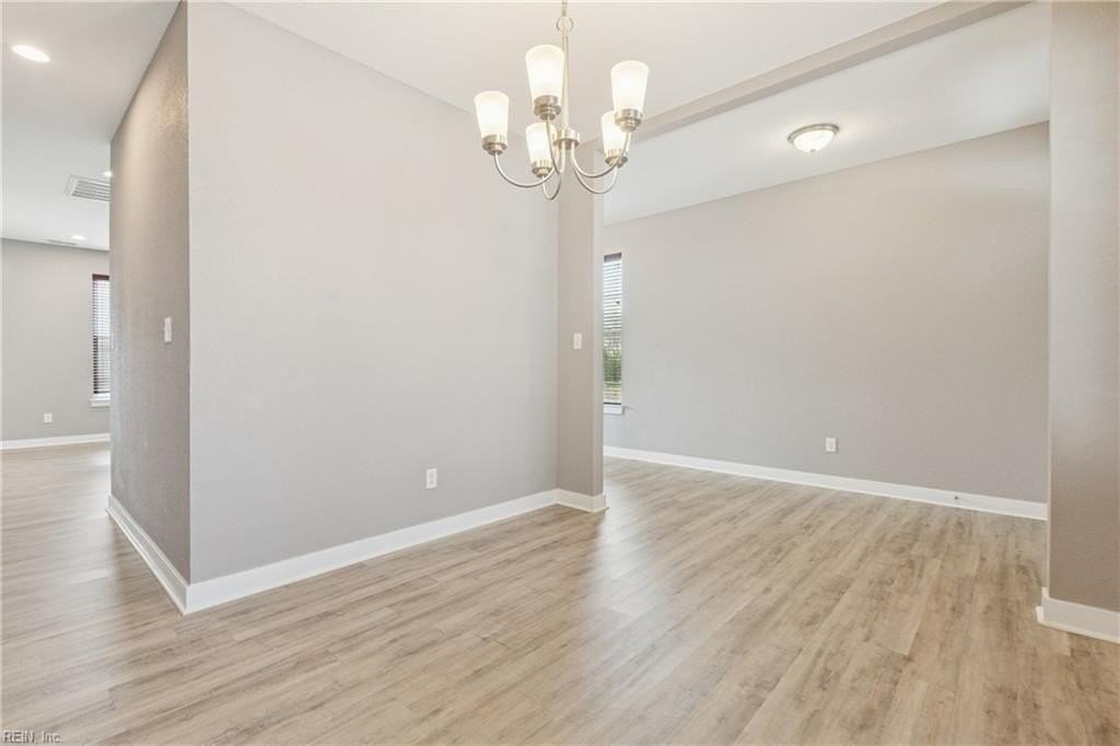 2521 Dominion Ave - Photo 4 of 39