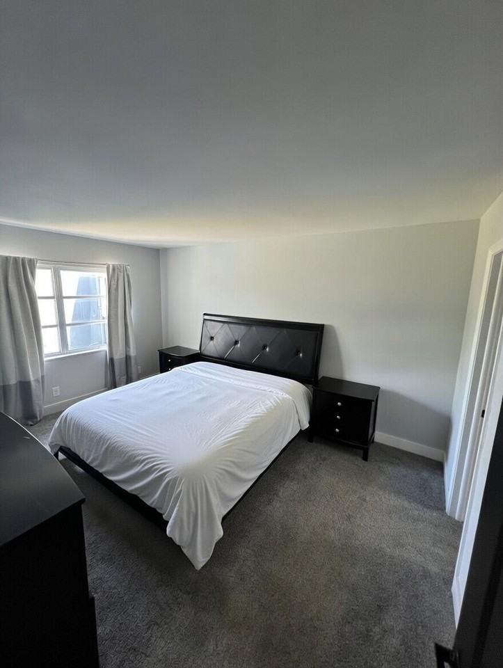 1630 Embassy Dr #306 - Photo 7 of 10