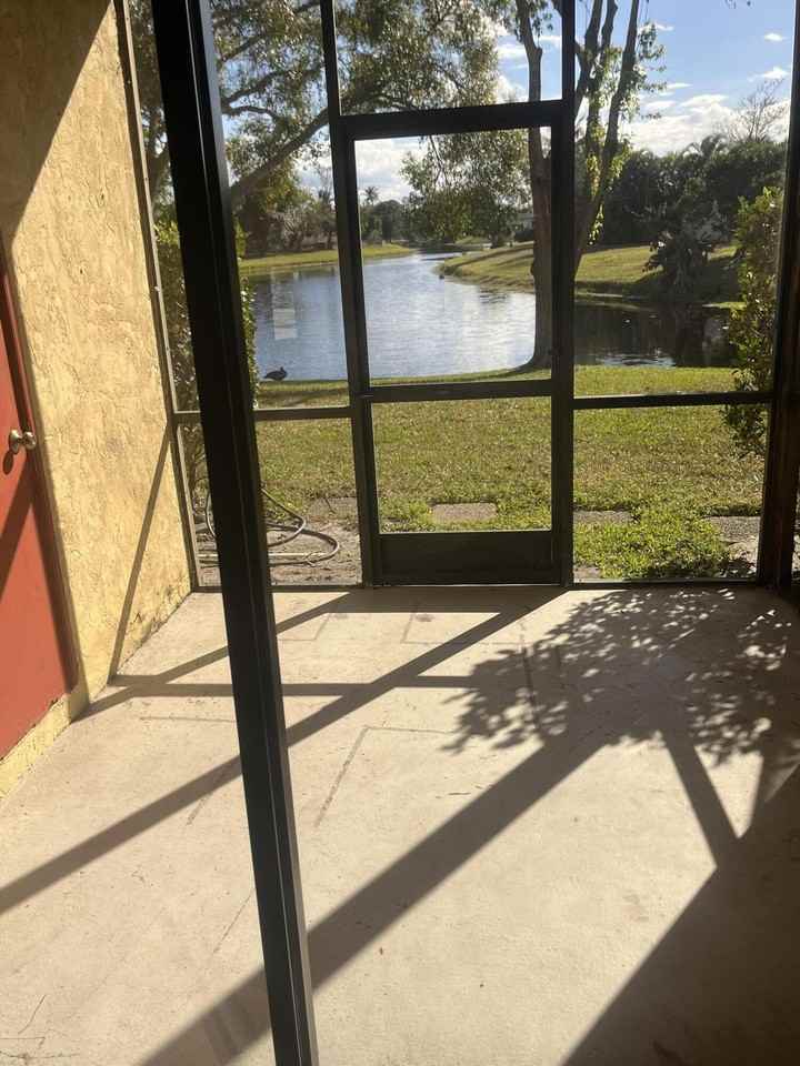 1627 Hawthorne Pl #1623 - Photo 7 of 20