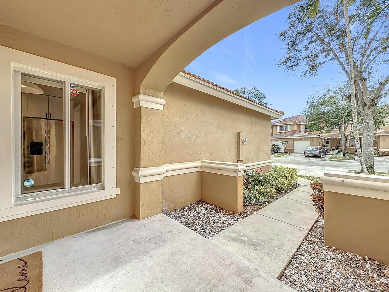 6115 Eaton St - Photo 3 of 21