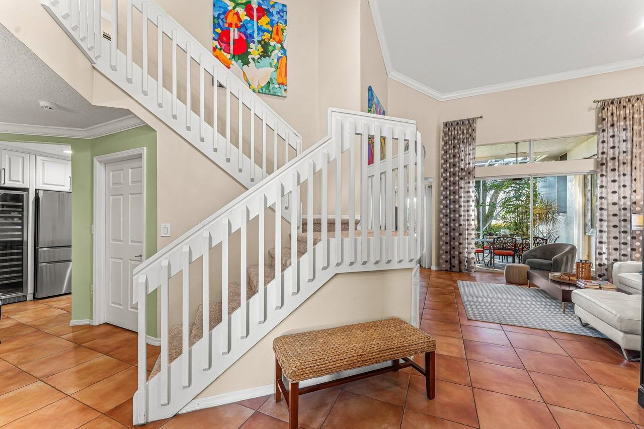 5218 Windsor Parke Dr - Photo 3 of 39