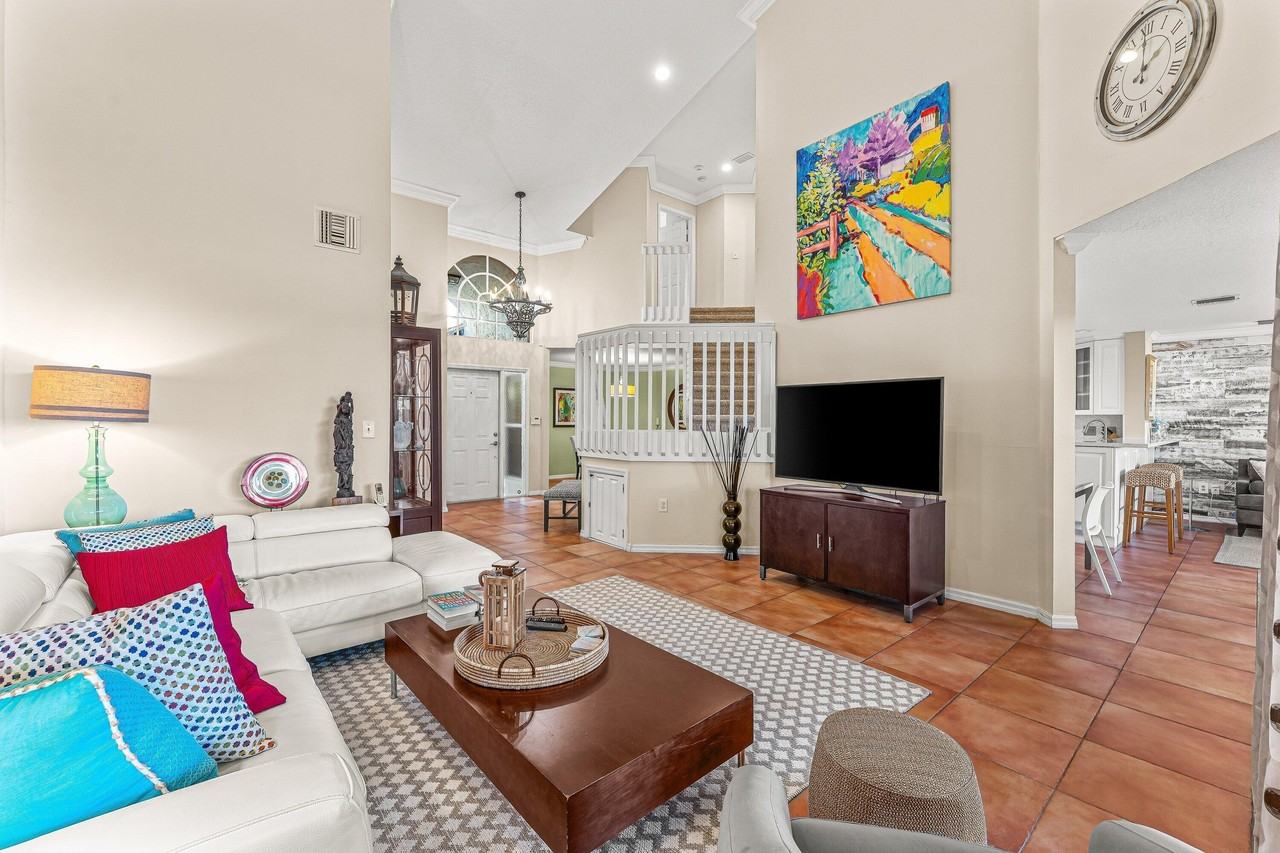 5218 Windsor Parke Dr - Photo 6 of 39