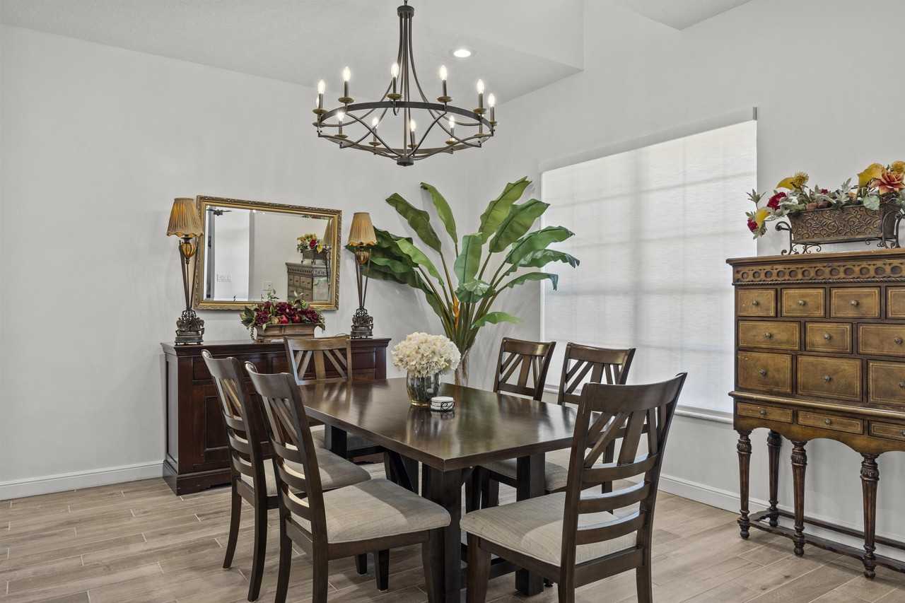 1782 Clydesdale Ave - Photo 4 of 37