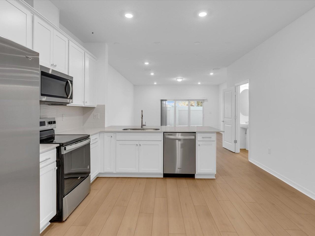 4444 Jetty Lane - Photo 7 of 50