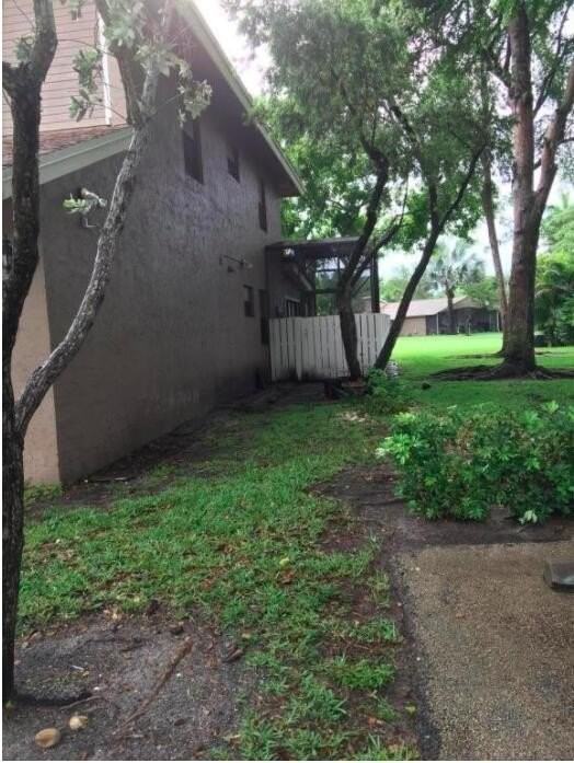 22291 Woodspring Dr - Photo 4 of 21