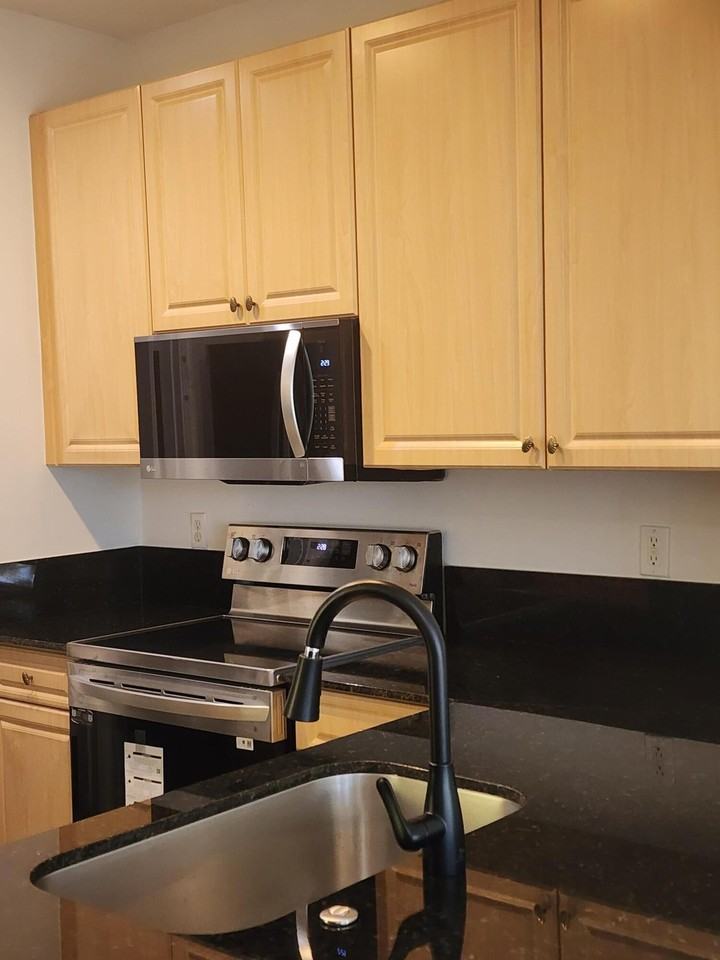 6909 Blue Skies Dr - Photo 6 of 24