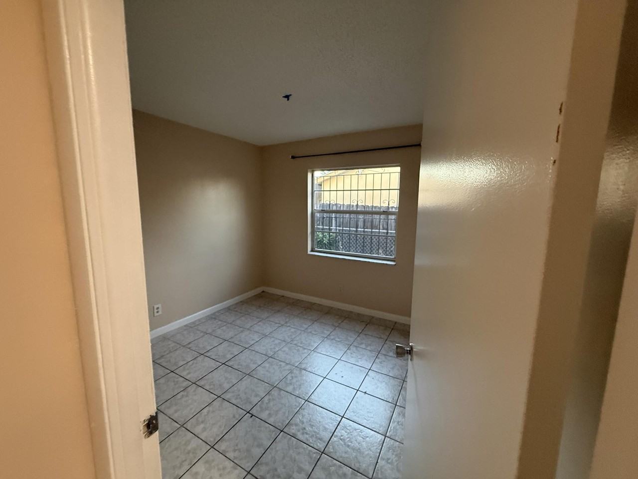 5010 Pimlico Ct - Photo 3 of 4