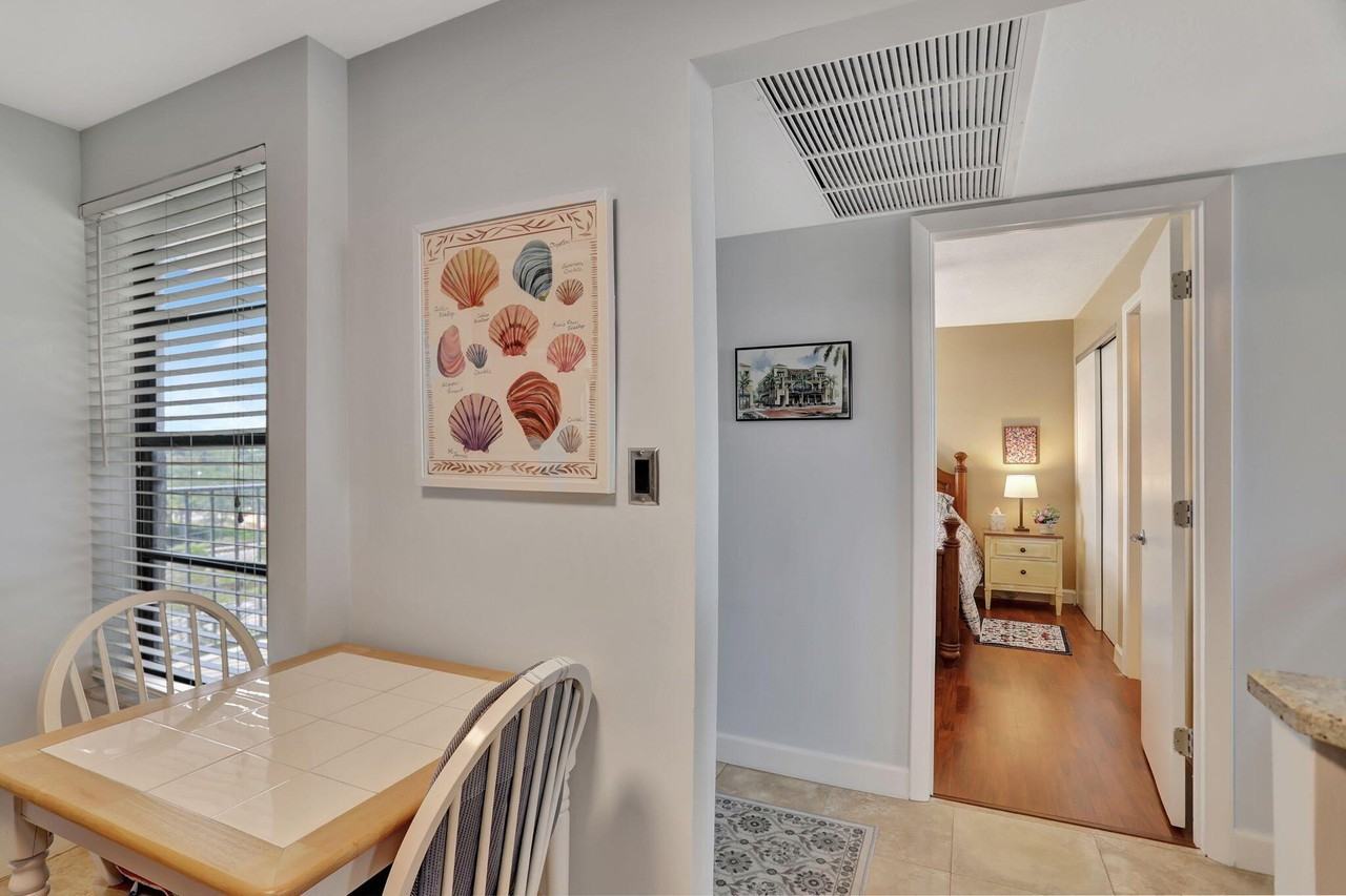 4 Royal Palm Way #6020 - Photo 6 of 41