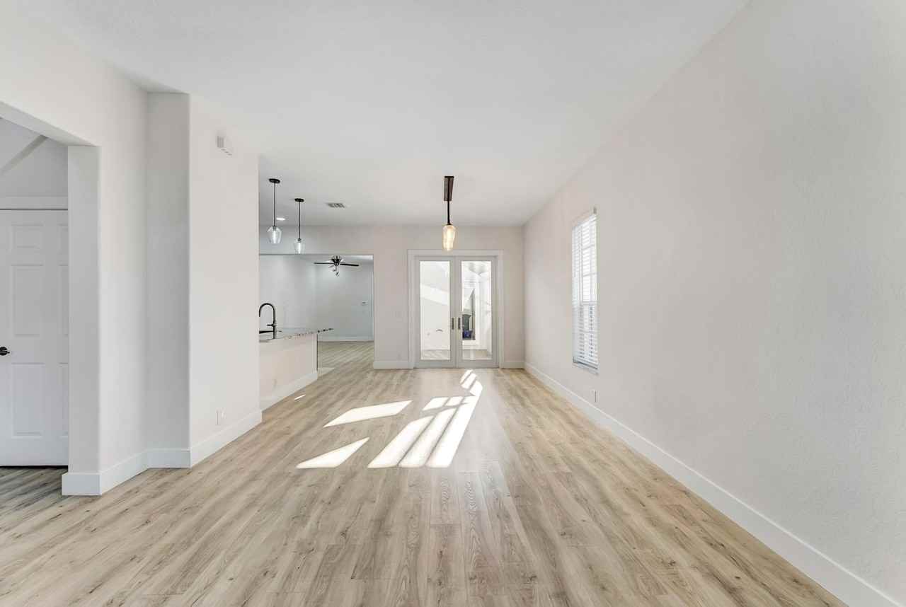 406 Nw 25th Ave - Photo 6 of 39