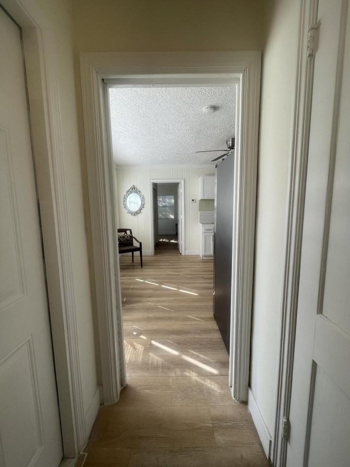 904 Boston Ave #2 - Photo 6 of 36