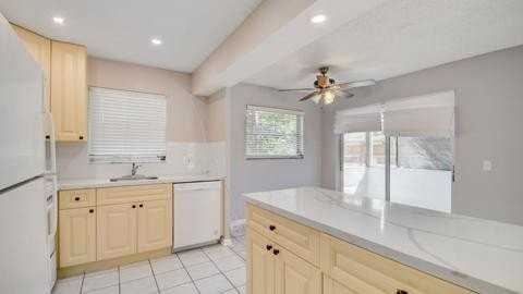 310 S J St #2 - Photo 7 of 16