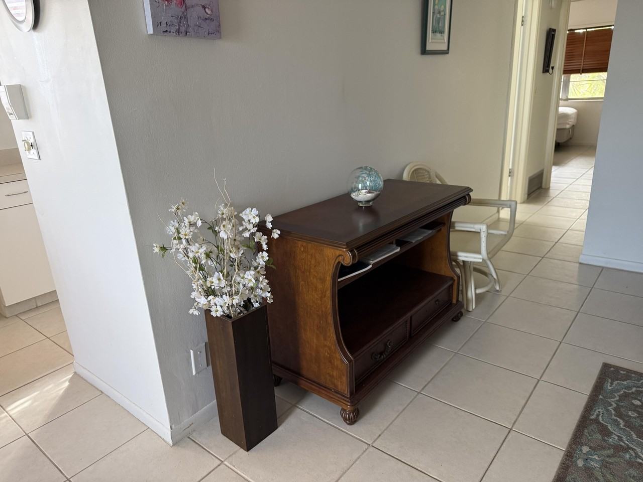 192 Waltham H - Photo 5 of 12