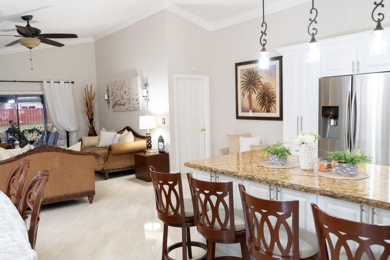 5360 Kim Ct - Photo 6 of 27