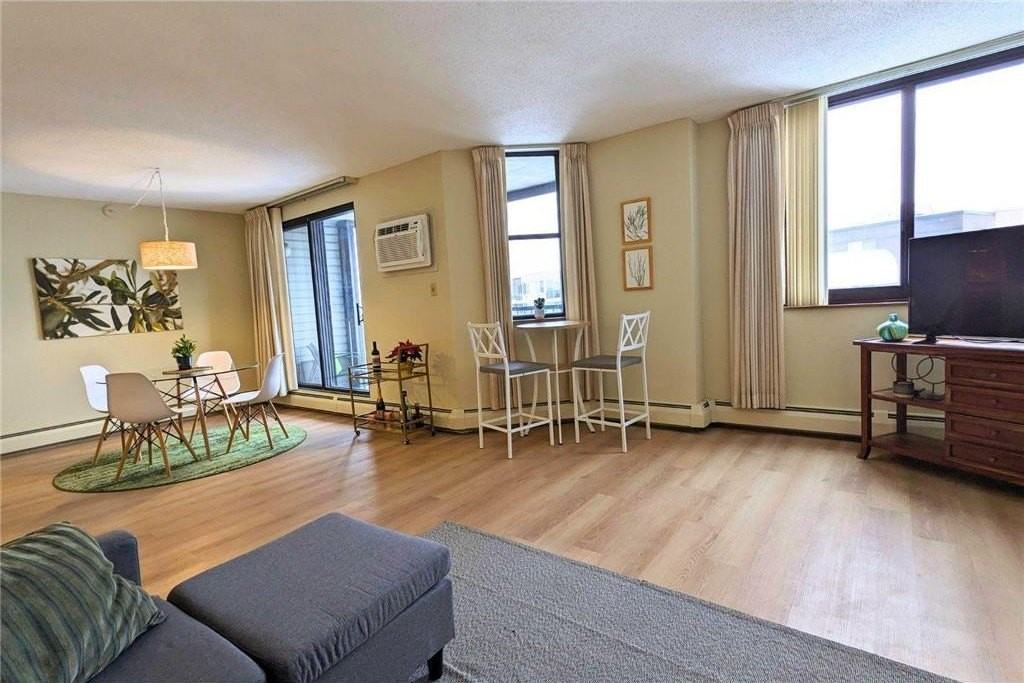 6500 Woodlake Dr #804 - Photo 4 of 32