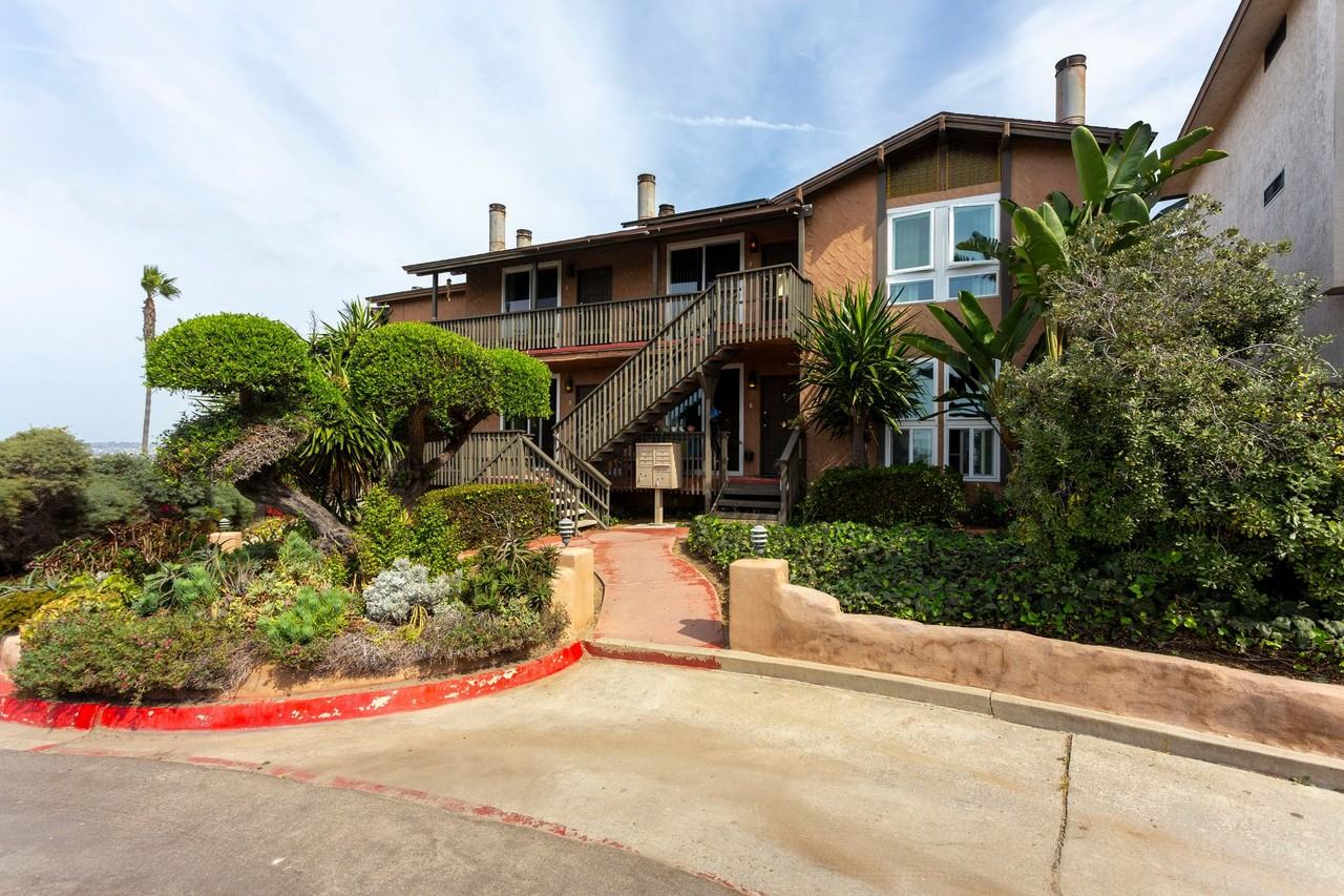 3839 Nipoma Pl - Photo 2 of 16