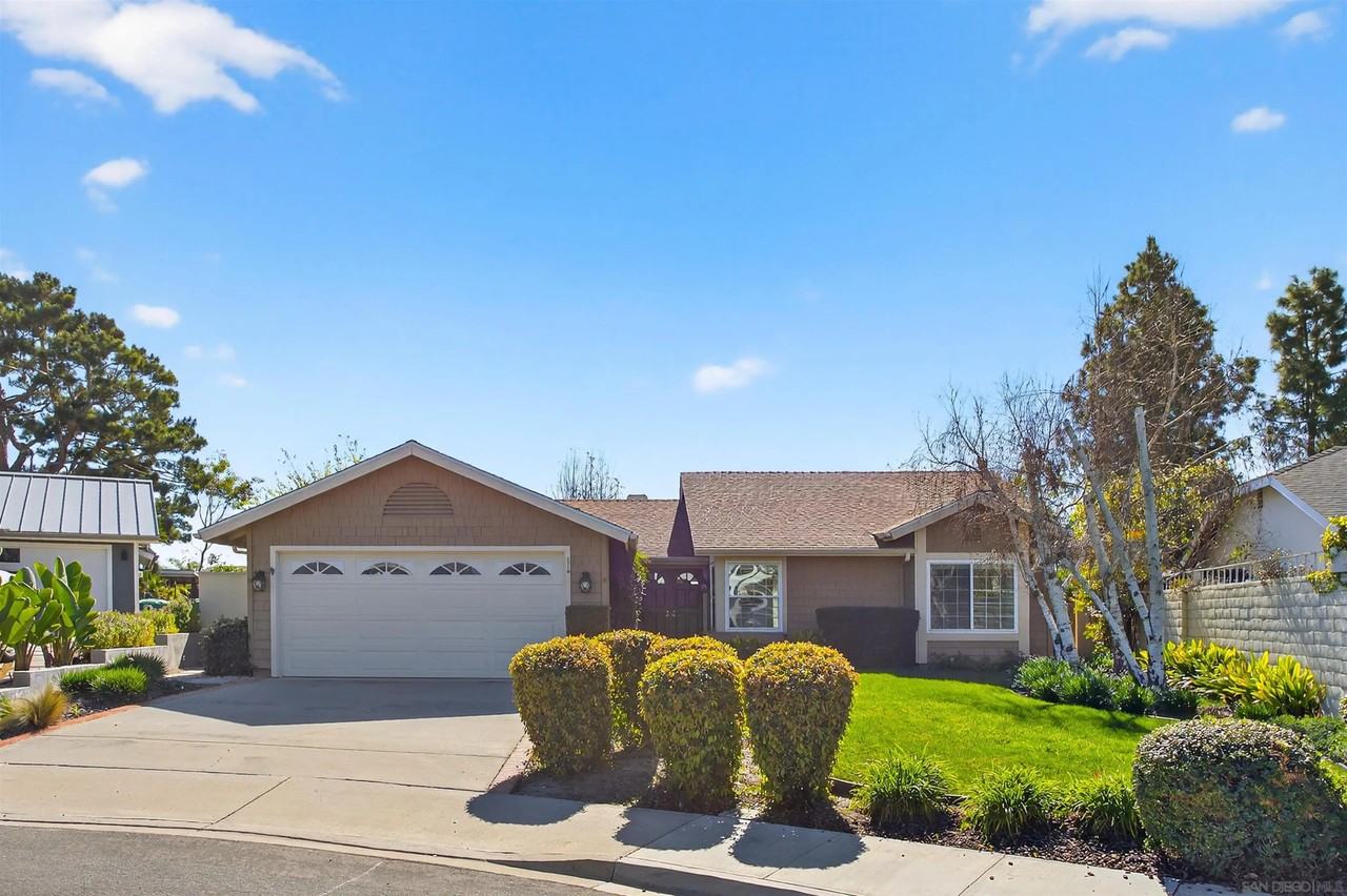 2719 Greenock Ct - Photo 2 of 45