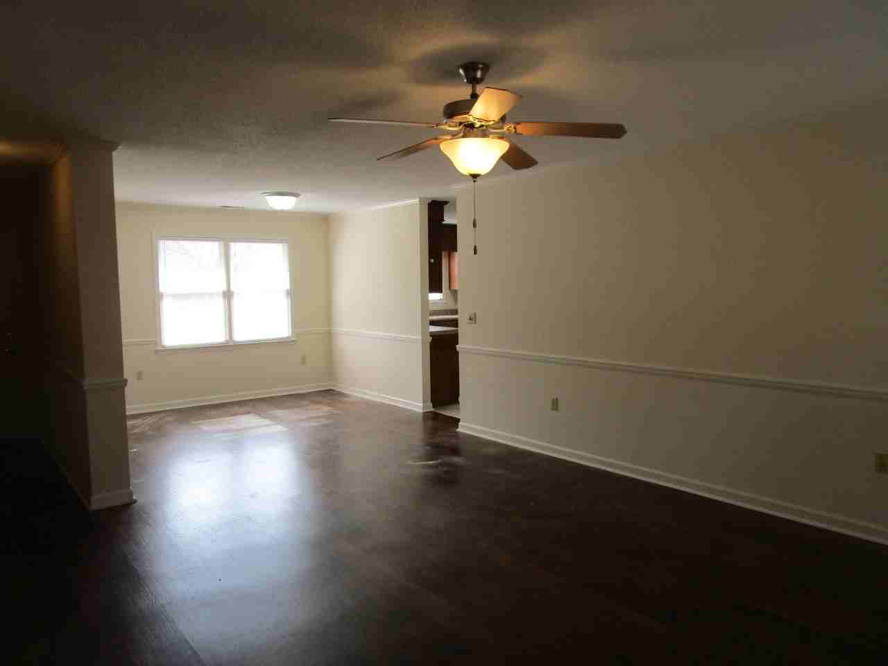 110 Delorme Ct - Photo 4 of 16