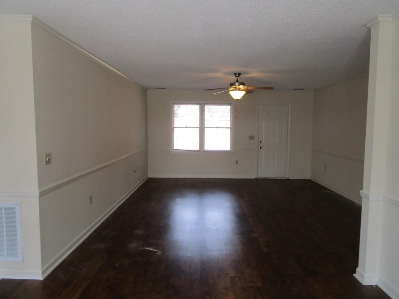 110 Delorme Ct - Photo 5 of 16