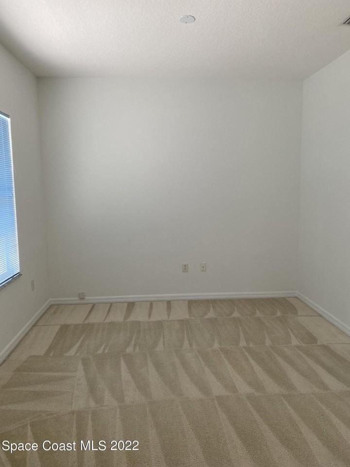 1737 Fairlight St Nw - Photo 7 of 29