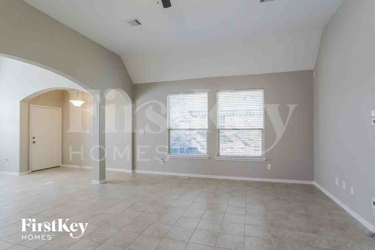 331 American Black Bear Dr - Photo 4 of 15