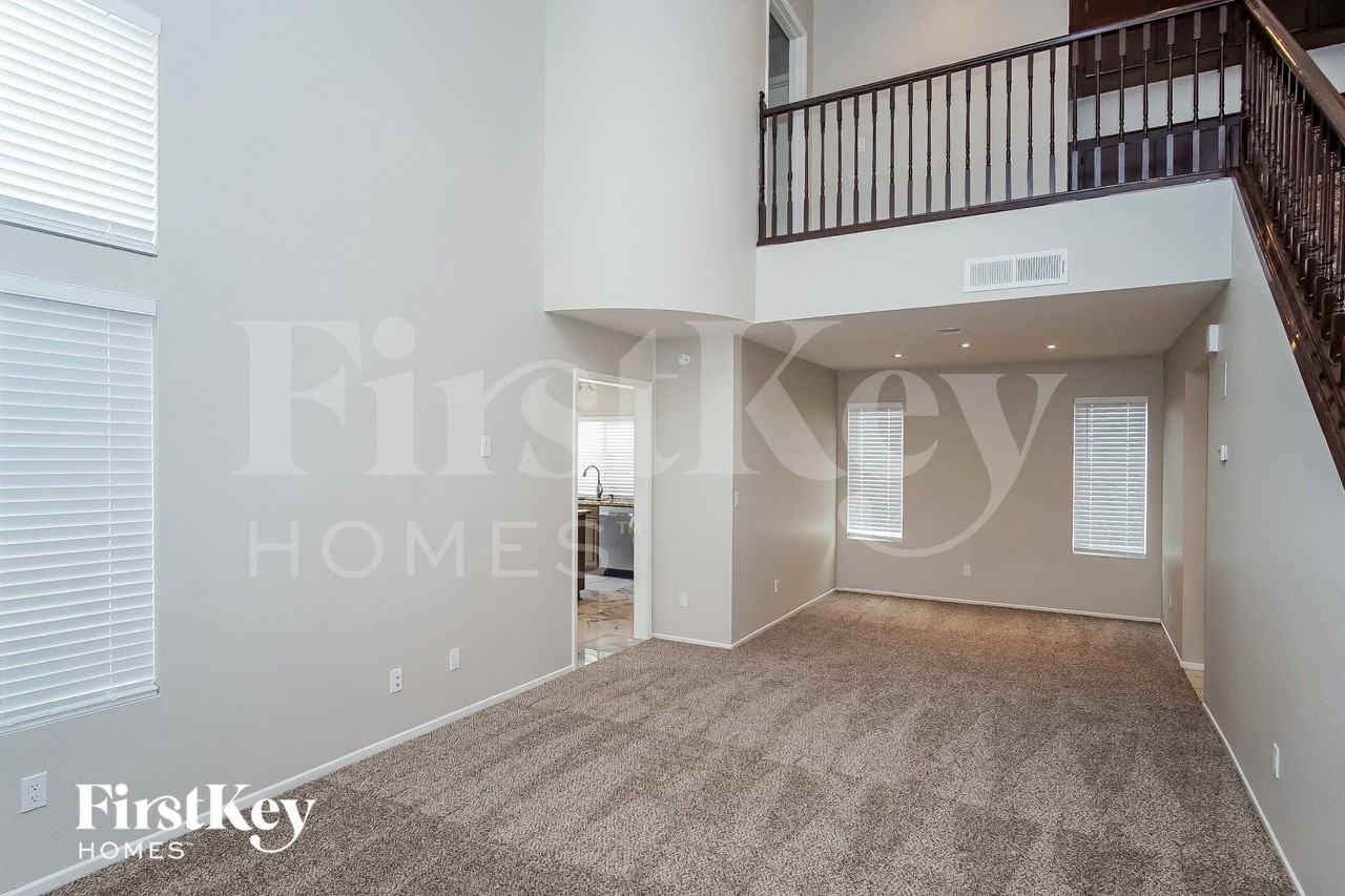 6964 Jasmine Creek Way - Photo 3 of 15