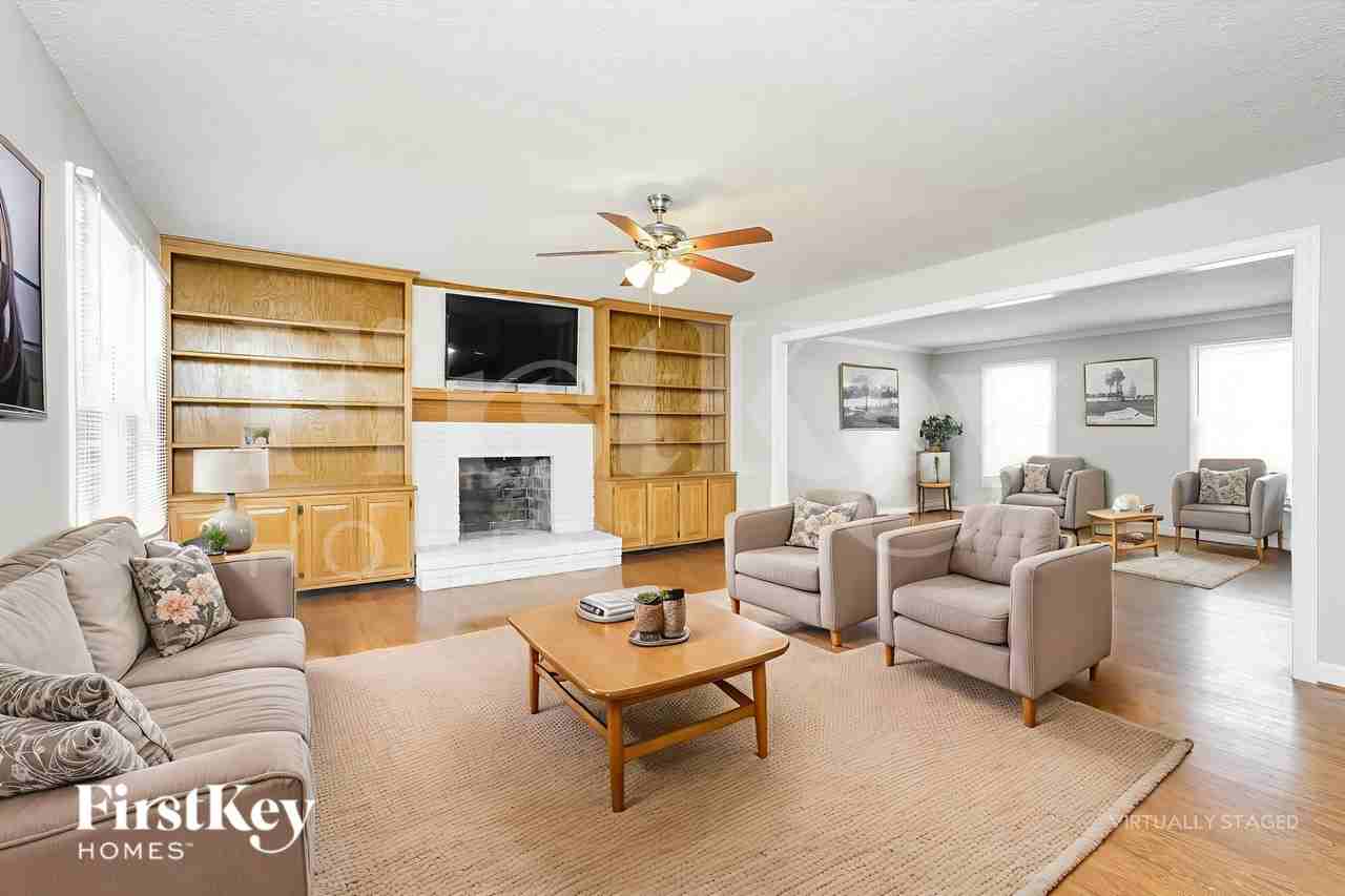 3801 Blairwood St - Photo 3 of 19