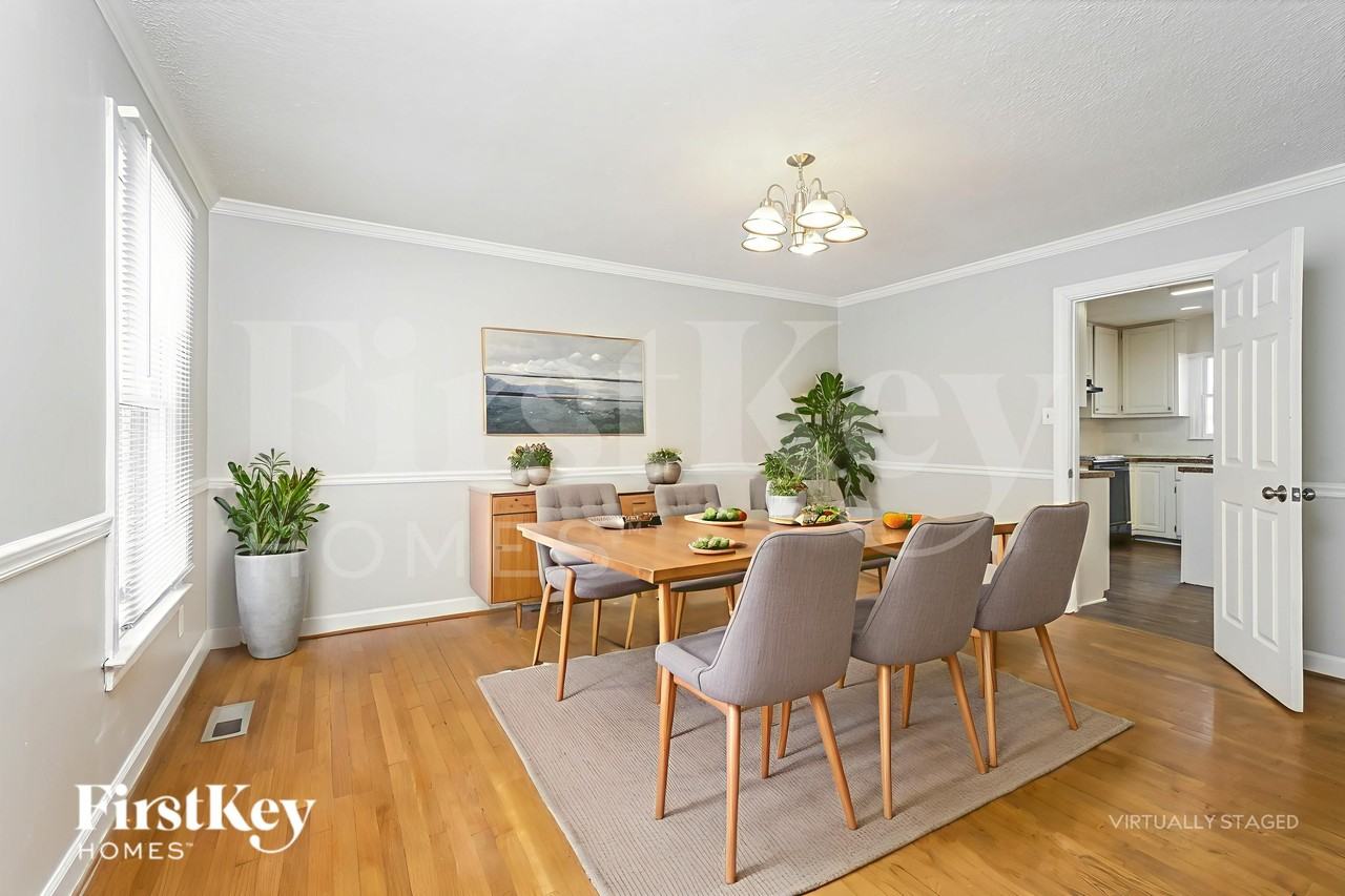 3801 Blairwood St - Photo 5 of 19