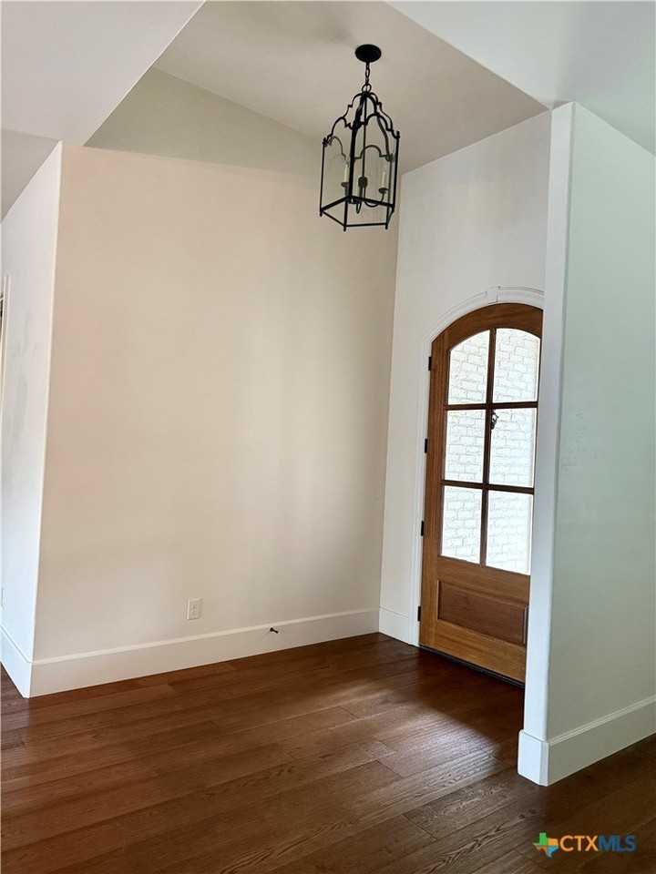 627 Mission View Ct - Photo 4 of 36