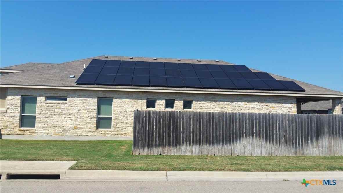 10206 Alamosa Ln - Photo 3 of 17