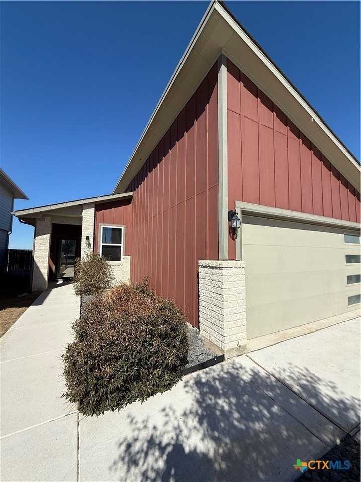 120 New Hampton Way - Photo 2 of 12