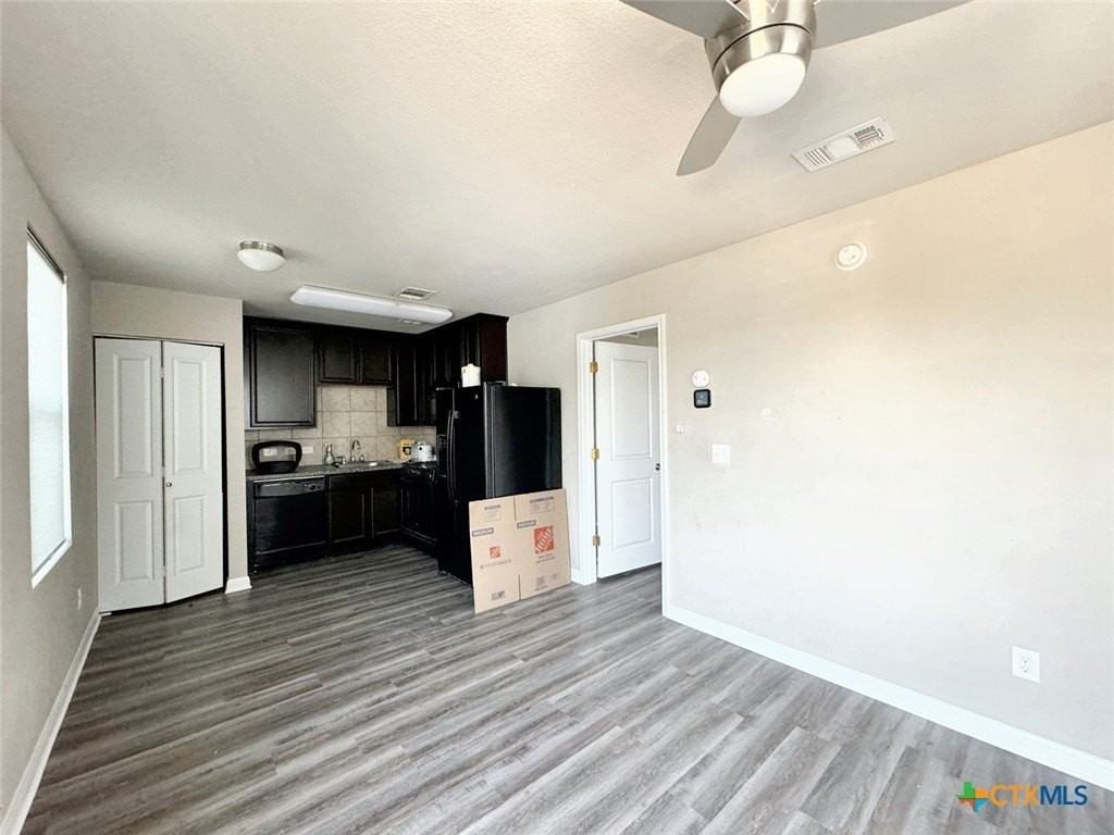 315 Rachel St - Photo 5 of 12