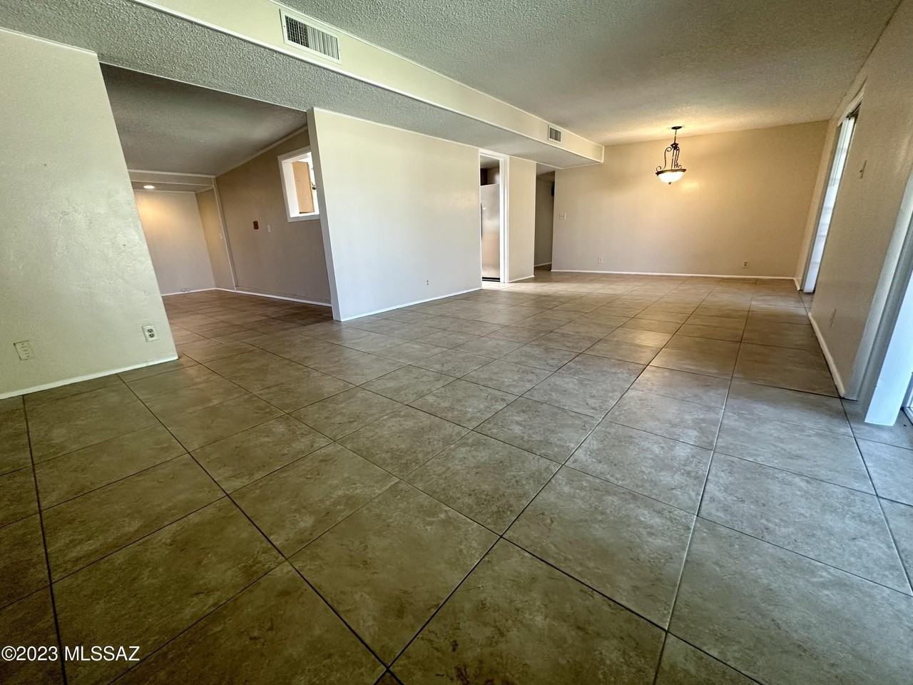 6461 N Avenida Pina - Photo 4 of 32