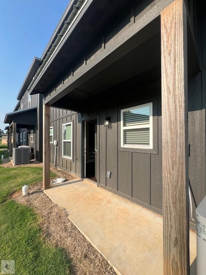 3450 Brooke Pl - Photo 5 of 14