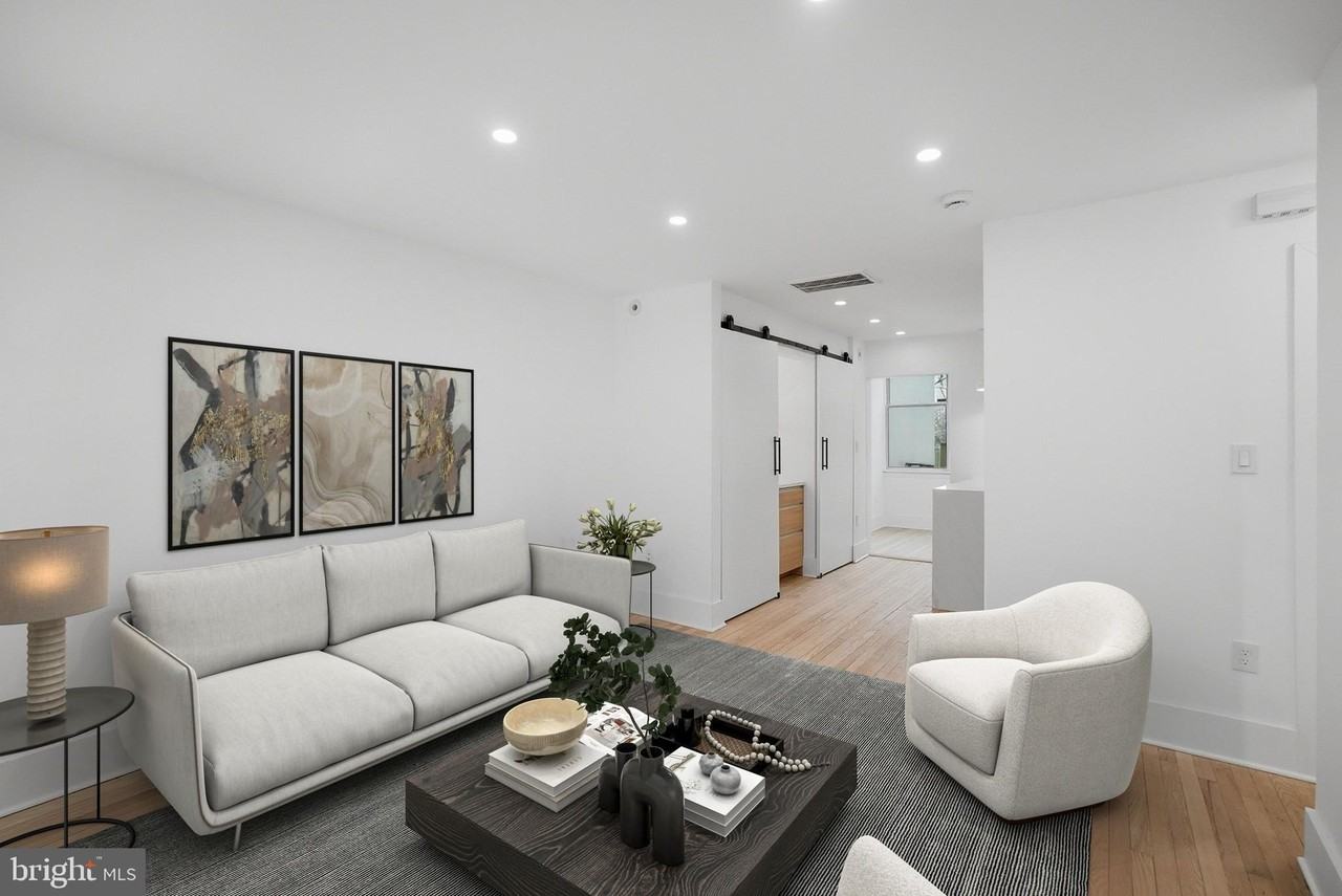 2028 Tunlaw Rd Nw - Photo 3 of 23