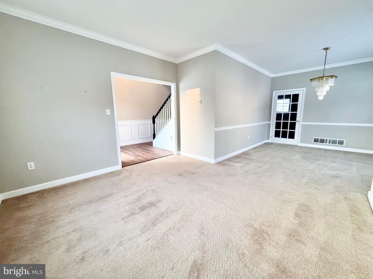 15 Delhi Ct - Photo 6 of 31