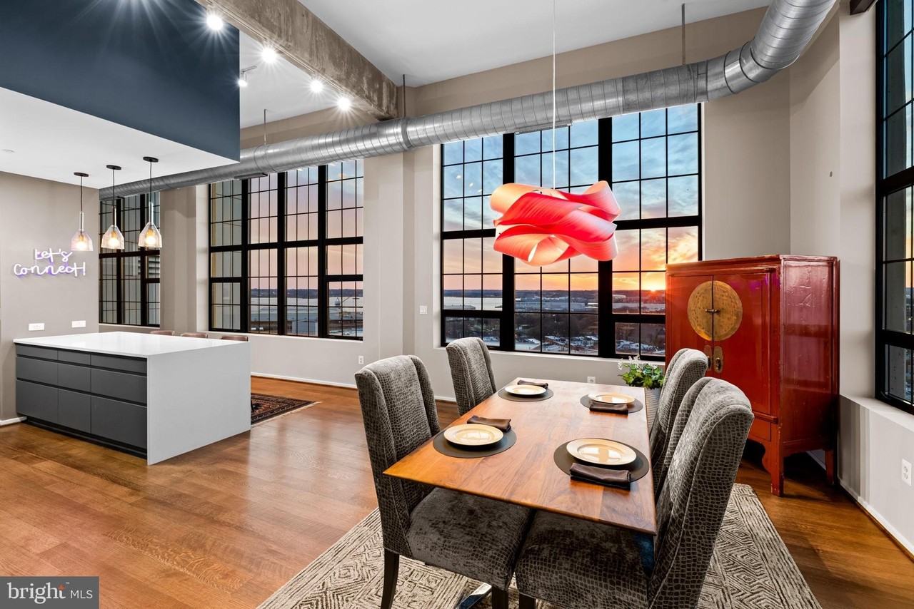 1200 Steuart St Unit 1511 #1511 - Photo 7 of 50