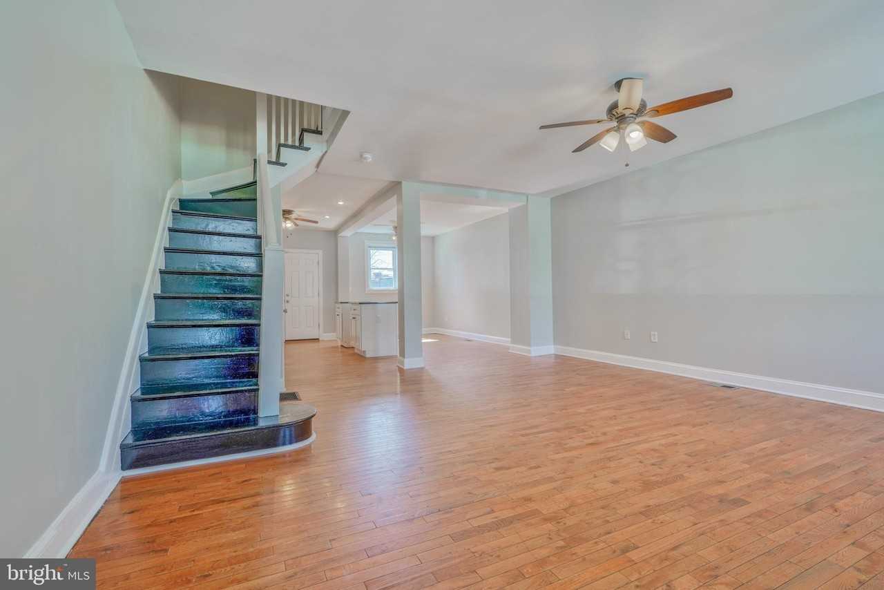 1915 E 29th St - Photo 5 of 30