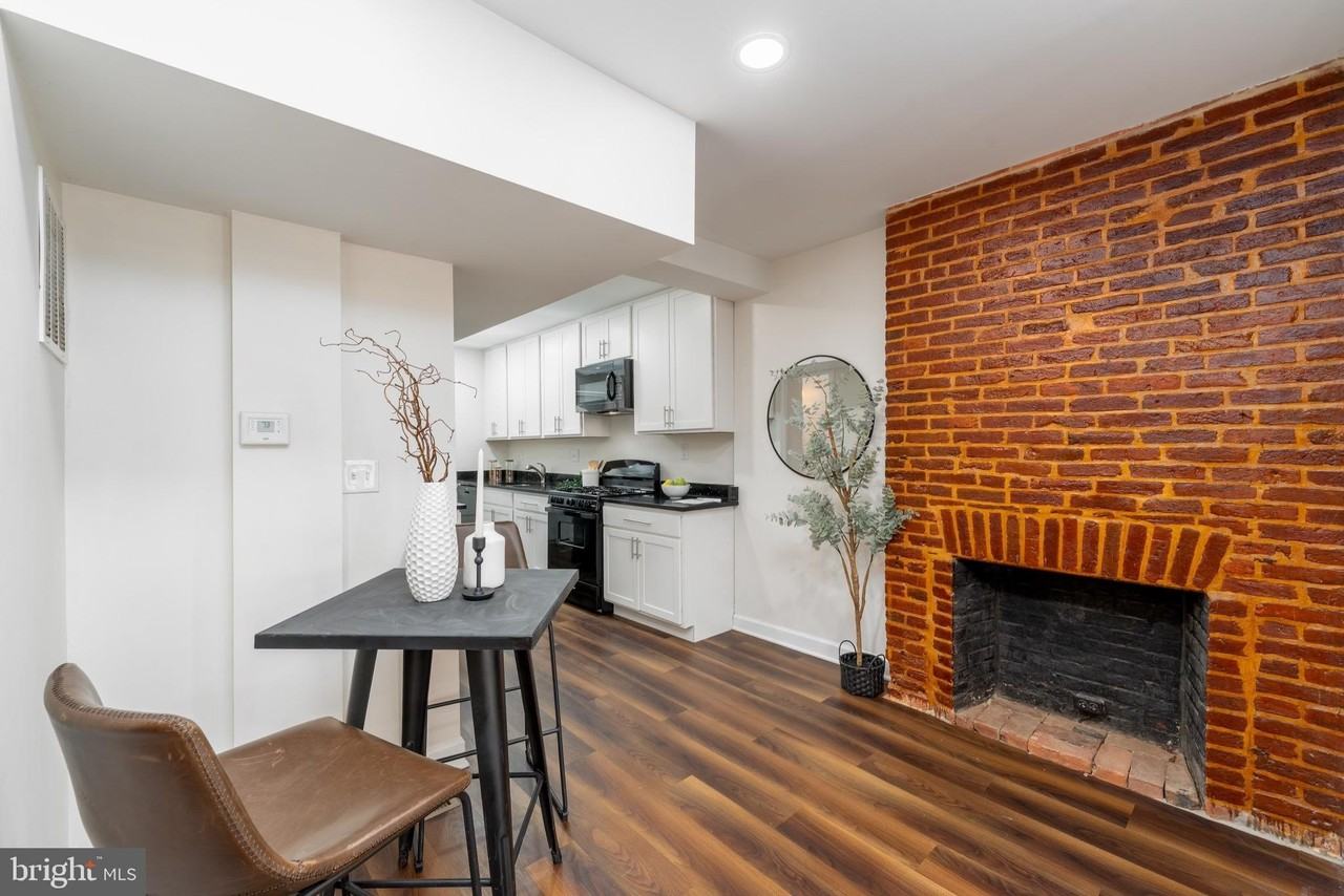 123 E Cross St - Photo 7 of 33