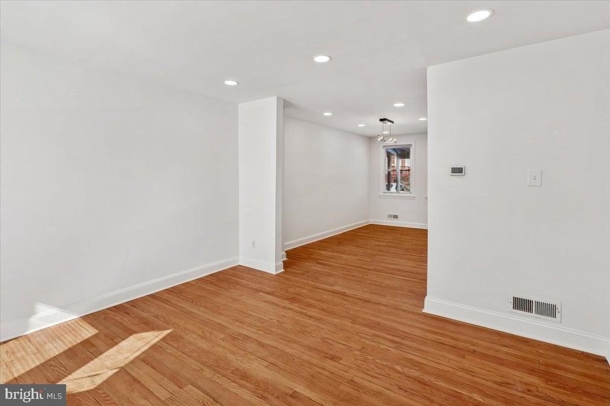 1616 Hardwick Rd - Photo 3 of 35