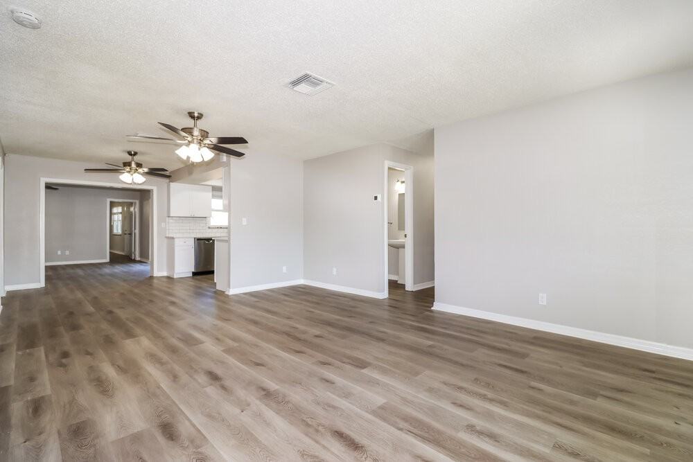 7983 Shadow Run Dr - Photo 5 of 16