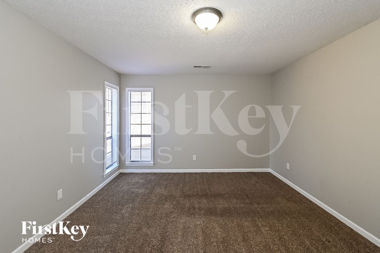 6290 Ridge Manor Dr - Photo 7 of 15