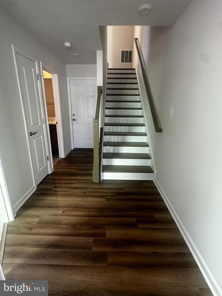 3404 Whippett Way - Photo 3 of 24