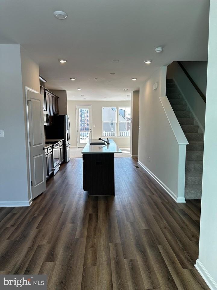 3404 Whippett Way - Photo 7 of 24