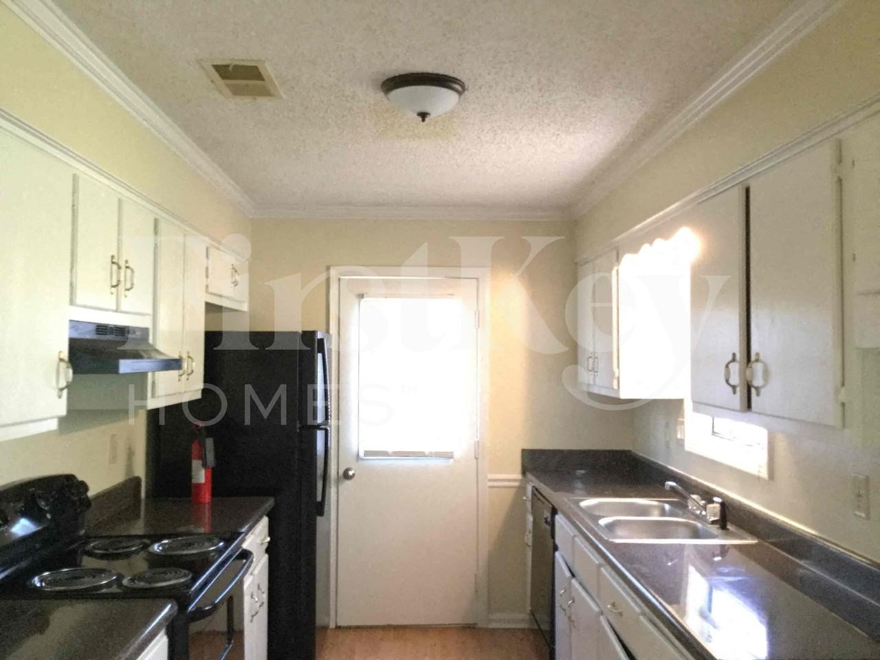 5966 Anchuca Cv - Photo 6 of 16