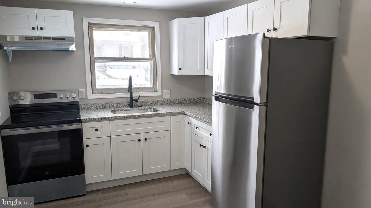 1430 Hurffville Rd Ste B #B - Photo 2 of 20