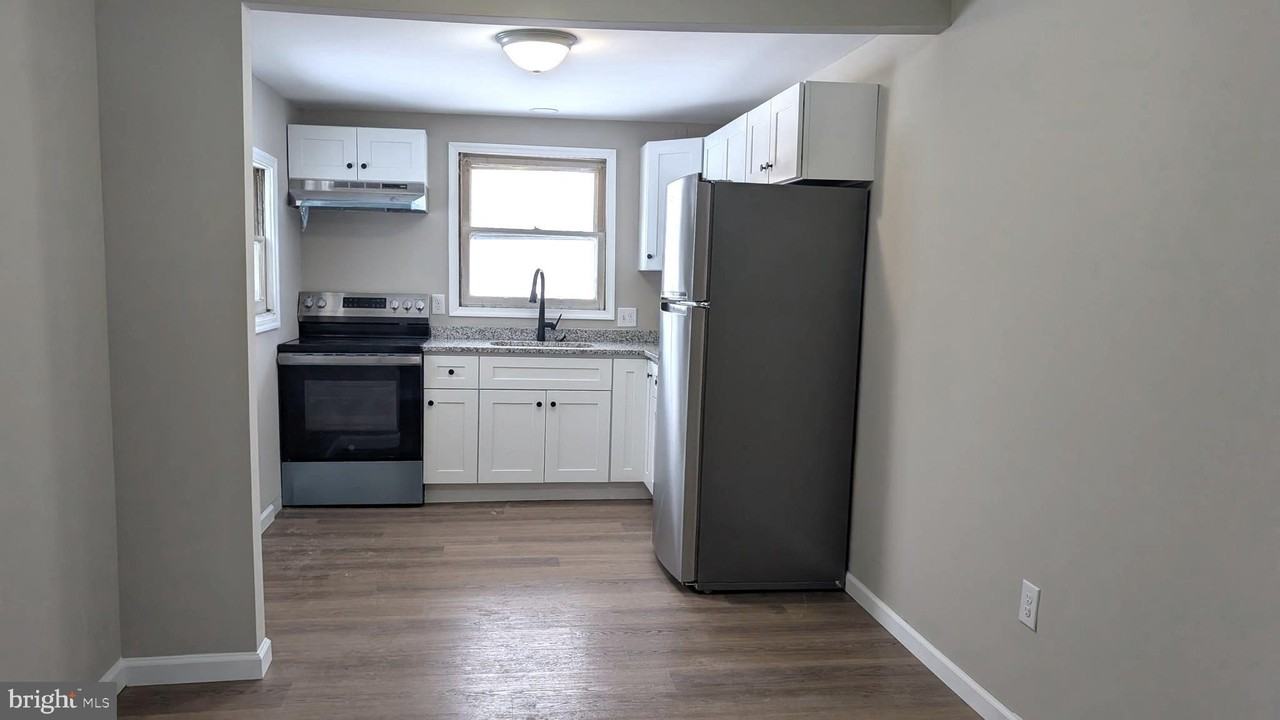 1430 Hurffville Rd Ste B #B - Photo 3 of 20